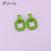 ピアス スタッドピアス レディース 女性 アクセサリー 四角 スクエア 大ぶり ねじり クリア シンプル おしゃれ かわいい カジュアル 普段使い お出かけ ギフト プレゼント 婦人用