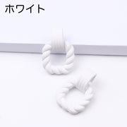 ピアス スタッドピアス レディース 女性 アクセサリー 四角 スクエア 大ぶり ねじり シンプル おしゃれ かわいい カジュアル 普段使い お出かけ ギフト プレゼント 婦人用
