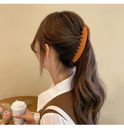 ヘアクリップ バナナクリップ ヘアアクセサリー レディース シンプル 無地 単色 髪留め 髪飾り まとめ髪 ヘアアレンジ ホールド 大きめ おしゃれ かわいい カジュアル デイリー 普段使い オフィス お出かけ 女性用 婦人用