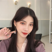 アメリカンピアス レディース アクセサリー 女性用 ワイヤー ボール 球 玉 透け感 シアー おしゃれ かわいい 大ぶり 大きめ 揺れる 垂れる お出かけ フェミニン エレガント カジュアル デイリー ギフト プレゼント 贈り物 婦人用