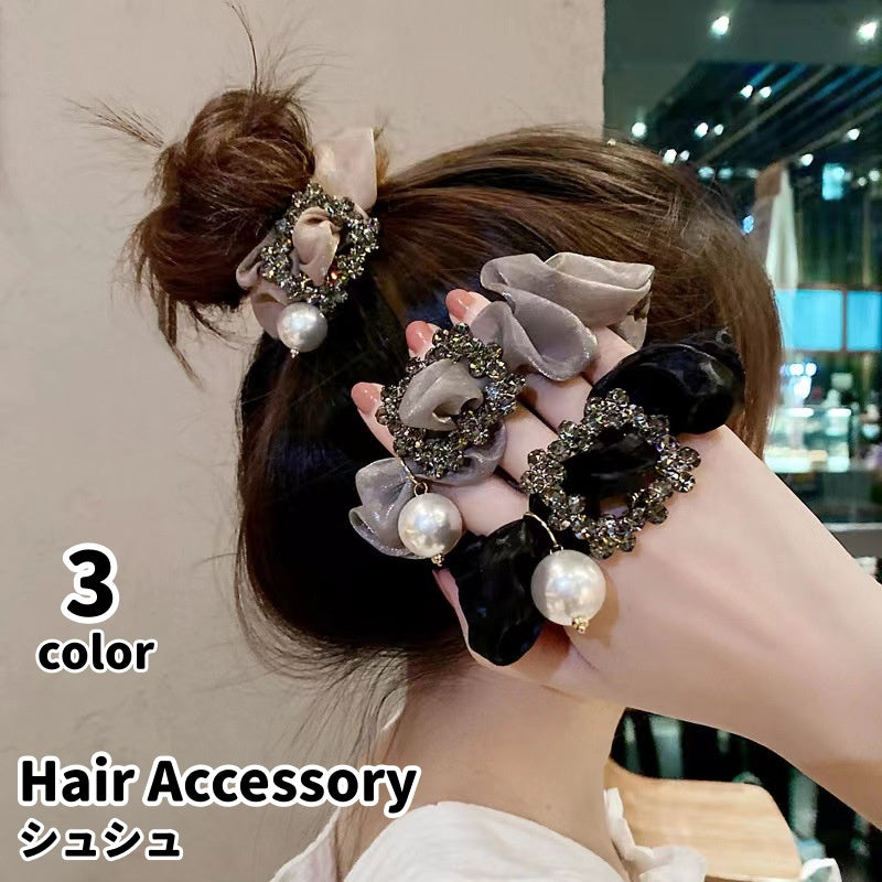 シュシュ ヘアゴム 髪ゴム レディース ヘアアクセサリー 髪留め 髪飾り まとめ髪 ヘアアレンジ フェイクパール ビジュー 可愛い 上品 おしゃれ お出掛け 女性