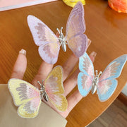 ヘアクリップ 子供用 キッズ 女の子 ヘアアクセサリー チョウ ちょうちょ 蝶 バタフライ ひらひら ワニクリップ くちばしクリップ おしゃれ かわいい イベント パーティー 誕生日 お祝い お出かけ 女性 女子 レディース