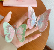 ヘアクリップ 子供用 キッズ 女の子 ヘアアクセサリー チョウ ちょうちょ 蝶 バタフライ ひらひら ワニクリップ くちばしクリップ おしゃれ かわいい イベント パーティー 誕生日 お祝い お出かけ 女性 女子 レディース