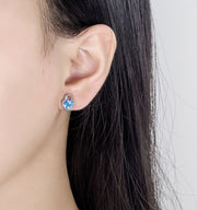 ピアス レディース かわいい ハート ラインストーン きらきら おしゃれ 両耳 スタッドピアス 耳飾り アクセサリー 結婚式 入学式 シンプル