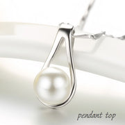 ペンダントトップ レディース アクセサリー 女性用 フェイクパール ドロップ しずく きれいめ 上品 おしゃれ ギフト プレゼント 普段使い パーティ  クリスマス 誕生日 記念日 母の日
