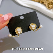 スタッドピアス バックキャッチ レディース アクセサリー ラインストーン フェイクパール フラワー 花 2way エレガント カジュアル フォーマル プレゼント ギフト 贈り物 お祝い 記念日 誕生日 デート 女子会 パーティー 入学 卒業 お呼ばれ お出かけ デイリー 普段使い かわいい おしゃれ 上品 フェミニン 大人女子 小物 雑貨 女性 婦人 ゴールドカラー