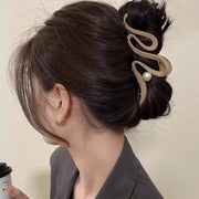ヘアクリップ レディース ヘアアクセサリー バンスクリップ ウェーブ フェイクパール パール調 おしゃれ かわいい きれいめ 上品 大人女子 女性