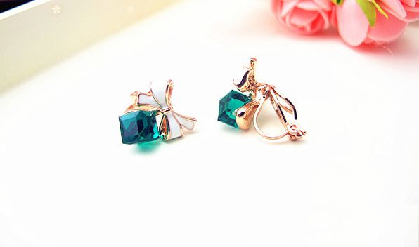 スタッドピアス イヤリング レディース 女性用 アクセサリー リボン 商品画像5