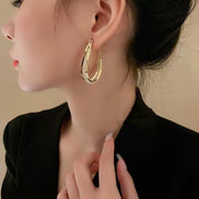 ピアス フープピアス リング レディース 女性 アクセサリー 存在感 大きめ ゴールドカラー シルバーカラー シンプル お洒落 可愛い ファッション小物 ギフト プレゼント