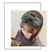 カチューシャ 髪留め レディース 女性 ヘアアクセサリー ファッション雑貨 ダブルリボン 幅広 無地 ピンク ブラック ネイビー シンプル フェミニン ガーリー 可愛い キュート ポップ カジュアル おしゃれ ゴスロリ ロリータファッション