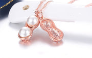 ペンダントトップ ネックレス チェーン無し アクセサリー レディース 女性 婦人 上品 シンプル 華奢 ピーナッツモチーフ 落花生 フェイクパール 結婚式 お呼ばれ セレモニー ご褒美 プレゼント ギフト 彼女 恋人