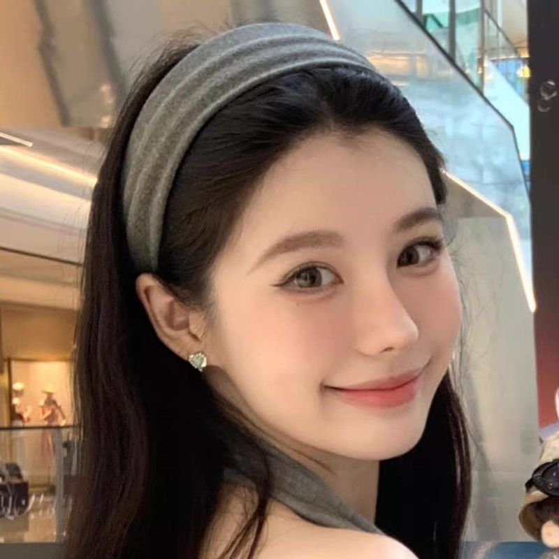 カチューシャ レディース ヘアアクセサリー 髪飾り 髪留め 布製 商品画像5