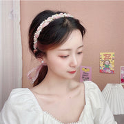 カチューシャ ロングリボン レディース ヘアアクセサリー シフォン フェイクパール ヘッドバンド 髪飾り ヘアアレンジ 華やか お出かけ おしゃれ 可愛い 上品 清楚 オフィス 通勤 デート 女子力アップ 女性用 婦人用 ファッション小物