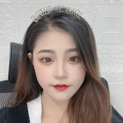 カチューシャ レディース ヘアアクセサリー ラインストーン happy birthday bride バースデー 誕生日 パーティー 結婚式 お祝い イベント キラキラ おしゃれ かわいい ゴールド シルバー ピンク
