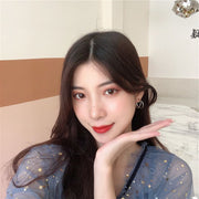 ピアス ハーフフープ スタッドピアス レディース 女性用 婦人用 アクセサリー 耳飾り C型 2連風 ねじり 単色 シルバーカラー おしゃれ かわいい カジュアル 普段使い ギフト プレゼント