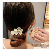ヘアゴム 髪ゴム 単品 1本 レディース 女性用 ヘアアクセサリー フラワー お花 ボールチャーム まとめ髪 髪飾り 髪留め ヘアアレンジ おしゃれ かわいい フェミニン ガーリー 大人可愛い オフィス 通勤 学生 女子