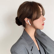 イヤーカフ AirPods用 ワイヤレスイヤホン用 落下防止 紛失防止 イヤークリップ レディース メンズ 男女兼用 ユニセックス シルバーカラー シンプル チェーン 耳飾り おしゃれ 外出 お出掛け ギフト 誕生日 プレゼント 贈り物