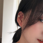イヤーカフ ノンホールピアス 片耳用 アクセサリー レディース 女性 婦人 星 月 三日月 パール調 雷 おしゃれ かわいい ギフト プレゼント ファッション小物