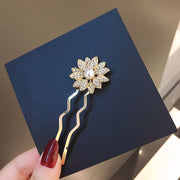 ヘアピン Uピン 簪 かんざし レディース ヘアアクセサリー フラワー 花 ラインストーン キラキラ パール調 きれいめ 華やか 可愛い おしゃれ エレガント パーティー 結婚式 二次会 髪留め 髪飾り まとめ髪 ヘアアレンジ お呼ばれ おでかけ 女性用