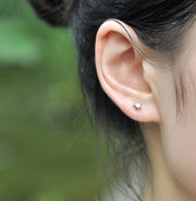 ピアス 両耳用 スタッドピアス アクセサリー レディース 女性 婦人 月 星 華奢 シンプル おしゃれ かわいい ギフト プレゼント ファッション雑貨
