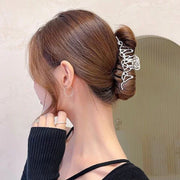 ヘアクリップ バンスクリップ ヘアアクセサリー レディース 女性 大きめ ゴールドカラー シルバーカラー くねくね シンプル お洒落 ヘアアレンジ お出かけ 普段使い プレゼント 贈り物 プチギフト