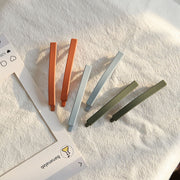 ヘアクリップ 単品 レディース 女性 ヘアアクセサリー 髪留め 髪飾り シンプル 無地 くすみカラー まとめ髪 お洒落 可愛い ファッション小物