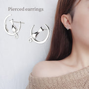 ピアス 両耳用 スタッドピアス アクセサリー レディース 女性 猫 ネコ 月 おしゃれ かわいい ギフト プレゼント 贈り物 ファッション雑貨