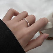 指輪 オープンリング レディース 女性 アクセサリー 指飾り シルバーカラー ねじり おしゃれ 上品 きれいめ かわいい シンプル 華奢 細身 細め 細い プレゼント ギフト 贈り物
