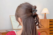 ヘアクリップ レディース 女性 ヘアアクセサリー 髪留め 髪飾り 小さめ ヘアアレンジ まとめ髪 ラインストーン 華やか きれいめ 婦人用 ファッション小物