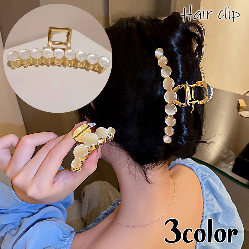 ヘアクリップ バンスクリップ ヘアアクセサリー レディース 猫目石風 ゴールドカラー 髪飾り 髪留め まとめ髪 ヘアアレンジ アクリル エレガント スタイリッシュ おしゃれ かわいい 大人上品 オフィス 簡単 女性用 婦人用 ファッション小物