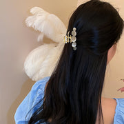 ヘアクリップ バンスクリップ ヘアアクセサリー レディース 猫目石風 ゴールドカラー 髪飾り 髪留め まとめ髪 ヘアアレンジ アクリル エレガント スタイリッシュ おしゃれ かわいい 大人上品 オフィス 簡単 女性用 婦人用 ファッション小物