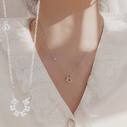 ネックレス アクセサリー レディース 女性 婦人 ラインストーン U字 シンプル かわいい おしゃれ 上品 エレガント ギフト プレゼント 贈り物 ファッション雑貨