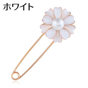 ブローチ ピンブローチ アクセサリー レディース 花 フェイクパール 白 紫 黒 ゴールドカラー おしゃれ 上品 綺麗 ギフト プレゼント 発表会 記念日 誕生日 贈り物 女性用 母の日