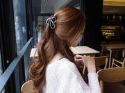 ヘアクリップ バンスクリップ 単品 1個 ミニ 小さい レディース 女性 ヘアアクセサリー フォーマル 入学式 卒業式 髪留め 髪飾り まとめ髪 ハーフアップ 華やか きれいめ ヘアアレンジ ラインストーン バタフライ 蝶々  かわいい おしゃれ 仕事 ブラック 黒 キラキラ 婦人