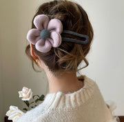 ヘアクリップ くちばしクリップ レディース 女性 ヘアアクセサリー 髪飾り 髪留め フラワー お花 大きめ 存在感 カジュアル ヘアアレンジ お洒落 可愛い ファッション小物