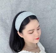 カチューシャ 幅広 レディース 女性 ヘアアクセサリー 髪飾り ヘアアレンジ シンプル お洒落 きれいめ 大人可愛い お出かけ 普段使い ファッション小物 婦人用