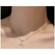 ネックレス ペンダント チャーム チェーンネックレス 首飾り レディース アクセサリー シンプル 上品 ラインストーン ゴールドカラー シルバーカラー リボン バー V字 フィッシュボーン