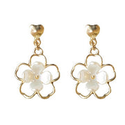 ピアス スタッドピアス レディース 女性 アクセサリー お花 フラワー 上品 お洒落 おしゃれ かわいい 普段使い デイリー お出かけ 耳飾り ギフト プレゼント 婦人用