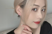 ピアス フープ レディース 大人 アクセサリー アシンメトリー ハート 揺れる 華奢 小ぶり 小さめ 上品 可愛い ワンタッチ