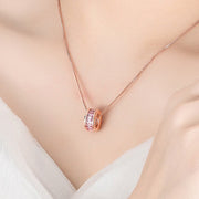 ペンダントトップ ペンダントヘッド チャーム ネックレス ブレスレット キーホルダー アクセサリー レディース 女性用 ローマ数字 ラテン文字 ナンバー  ラインストーン スクエア バケットカット 円筒型 輪っか おしゃれ かっこいい かわいい プレゼント ギフト 誕生日 記念日