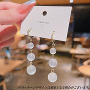 ピアス フープピアス レディース 女性 アクセサリー 揺れる 三連 チェーン シンプル お洒落 おしゃれ かわいい 可愛い 上品 お出かけ 普段使い ギフト プレゼント 婦人用