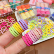 ヘアゴム 髪ゴム 90本セット 90個セット キッズ ベビー 子ども用 子供用 女の子 男の子 レディース 女性 お揃い ペアルック ヘアアクセサリー ファッション雑貨 小さめ 小型 無地 ピンク ブルー オレンジ グリーン グラデーション カラフル レインボー 可愛い キュート ポップ カジュアル おしゃれ