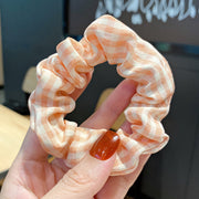 シュシュ ヘアゴム レディース 女性 キッズ 子供 女の子 ヘアアクセサリー 髪留め 髪飾り まとめ髪 ヘアアレンジ 髪ゴム チェック柄 可愛い おしゃれ お出掛け 女子 子ども
