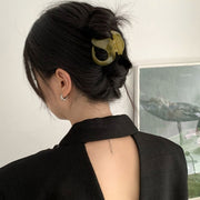 ヘアクリップ バンスクリップ ヘアアクセサリー レディース 女性 髪留め ヘアアレンジ 髪飾り シンプル 無地 ハーフアップ オフィス カジュアル お洒落 ファッション小物