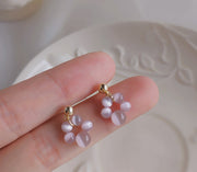 スタッドピアス アクセサリー レディース 女性用 フラワー 花 半透明 丸 透け感 小さめ 猫目石風 ビーズ シンプル おしゃれ かわいい エレガント フェミニン お出かけ カジュアル デイリー 普段使い 婦人用 ファッション小物