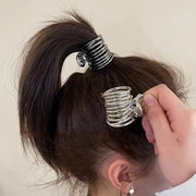 ヘアクリップ バンスクリップ ポニーテールクリップ 髪留め レディース 女性 婦人 ヘアアクセサリー 無地 金属製 カジュアル シンプル クール 可愛い お洒落 カジュアル 髪留め まとめ髪 髪飾り デート お出かけ アップ
