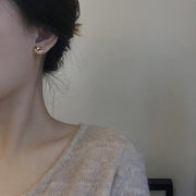 ピアス イヤリング 両耳用 レディース 女性用 アクセサリー スタッドピアス ハート ラインストーン かわいい おしゃれ 上品