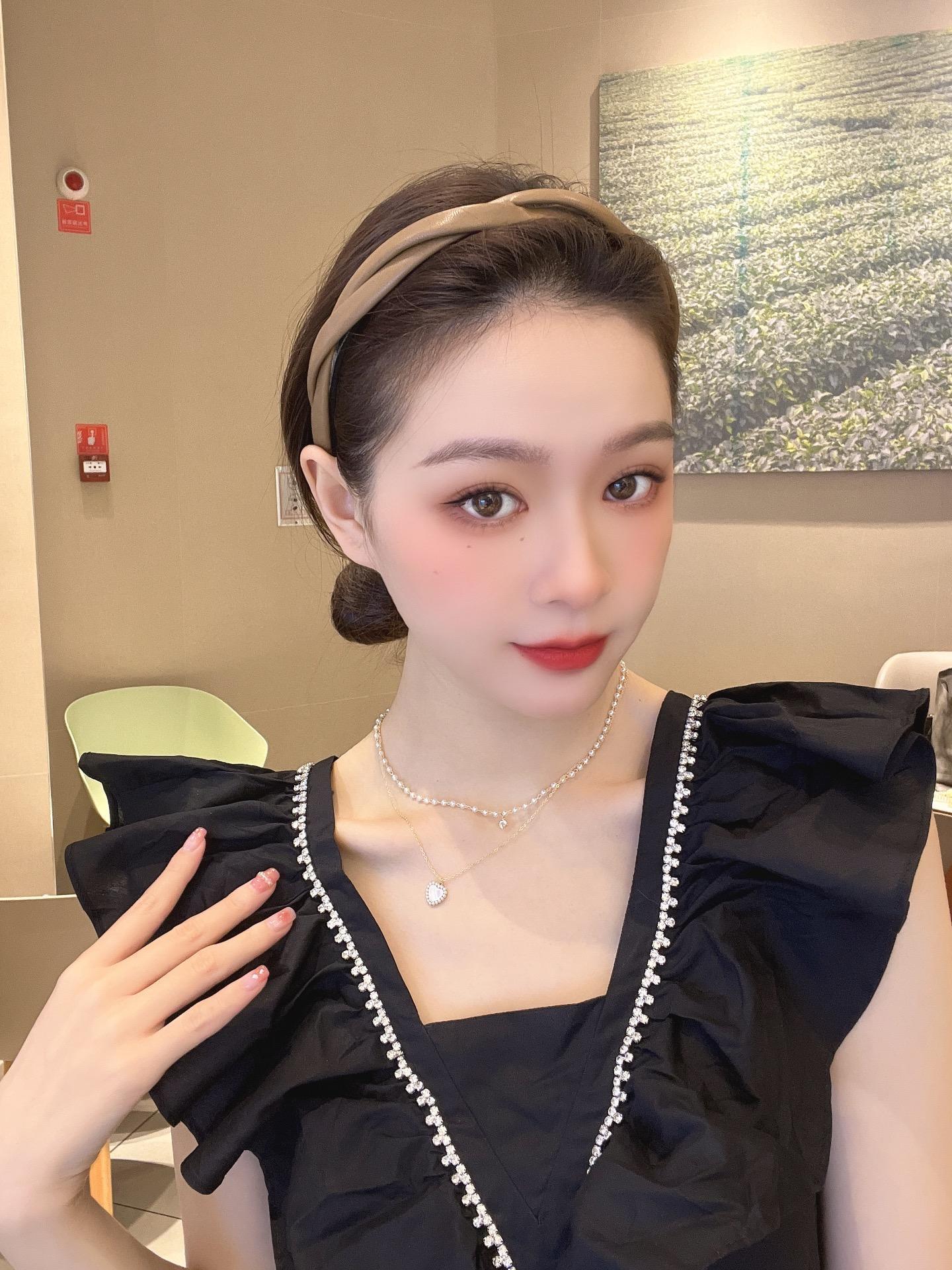 カチューシャ ヘアアクセサリー レディース 女性 女子 細目 商品画像3