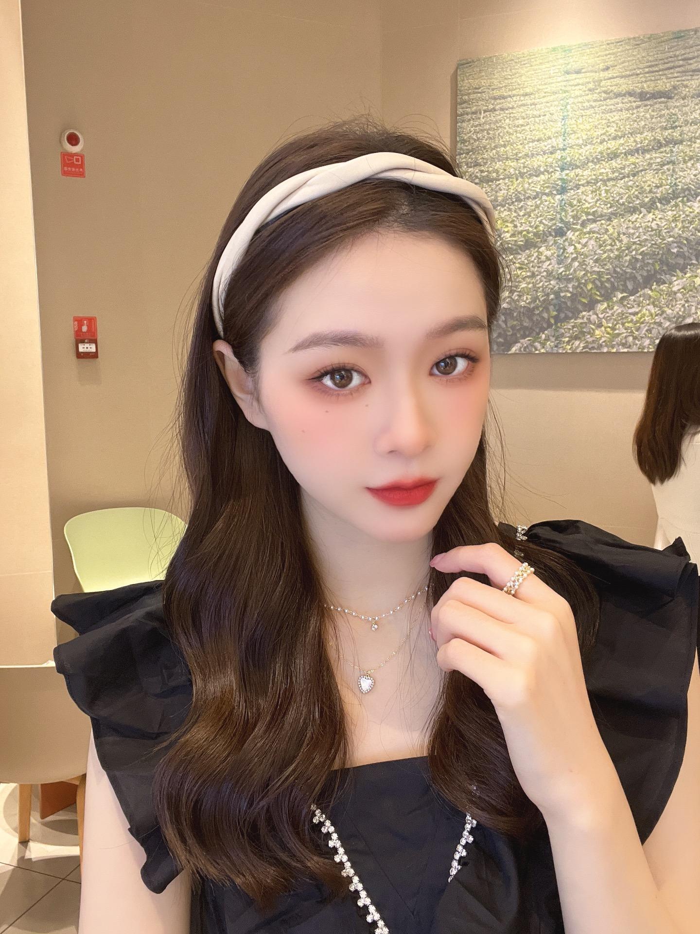 カチューシャ ヘアアクセサリー レディース 女性 女子 細目 商品画像4