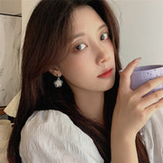 ピアス スタッドピアス イヤリング イヤークリップ レディース 女性 アクセサリー 揺れる フラワー お花 お洒落 可愛い ファッション小物 ギフト プレゼント